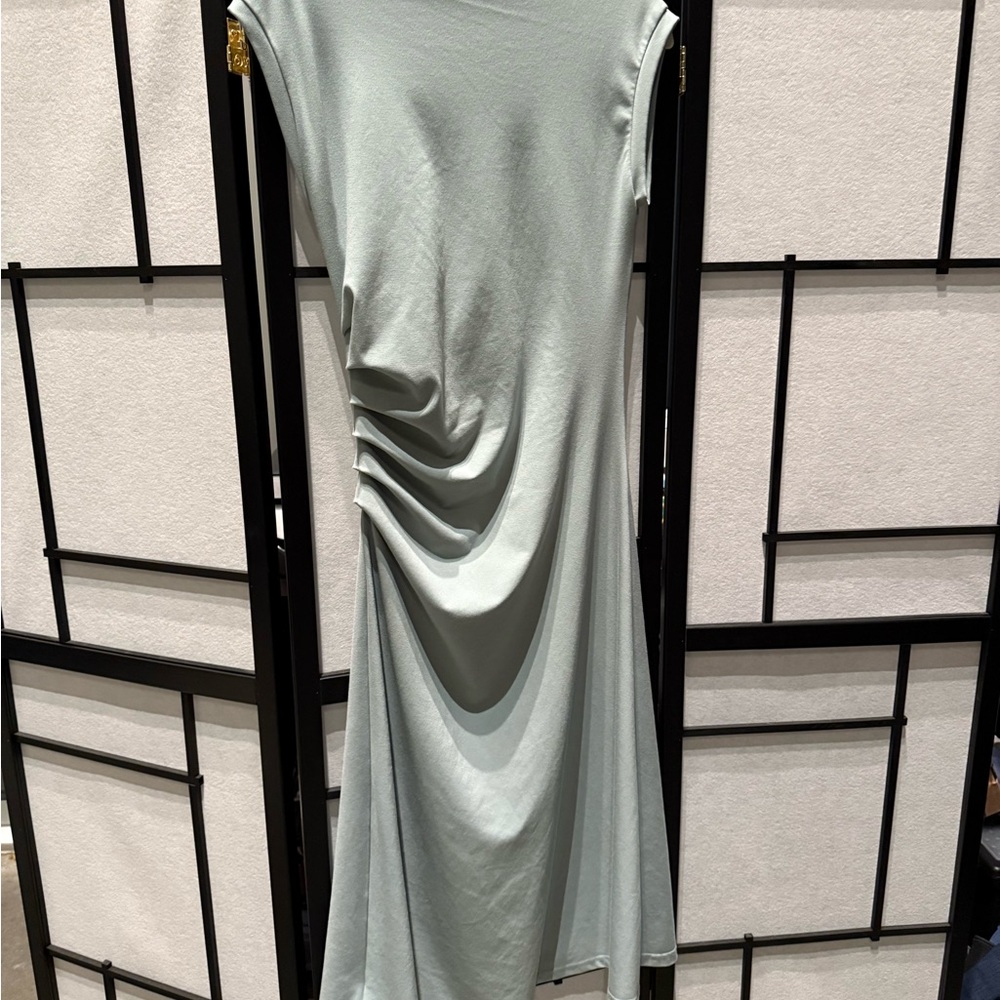 OGL Sleeveless Blue Midi Dress - Picture 2 of 3